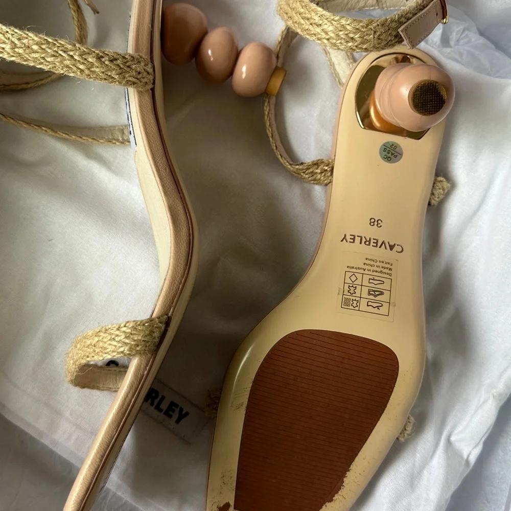 Caverley Jamie Heel Natural - Picture 5 of 8